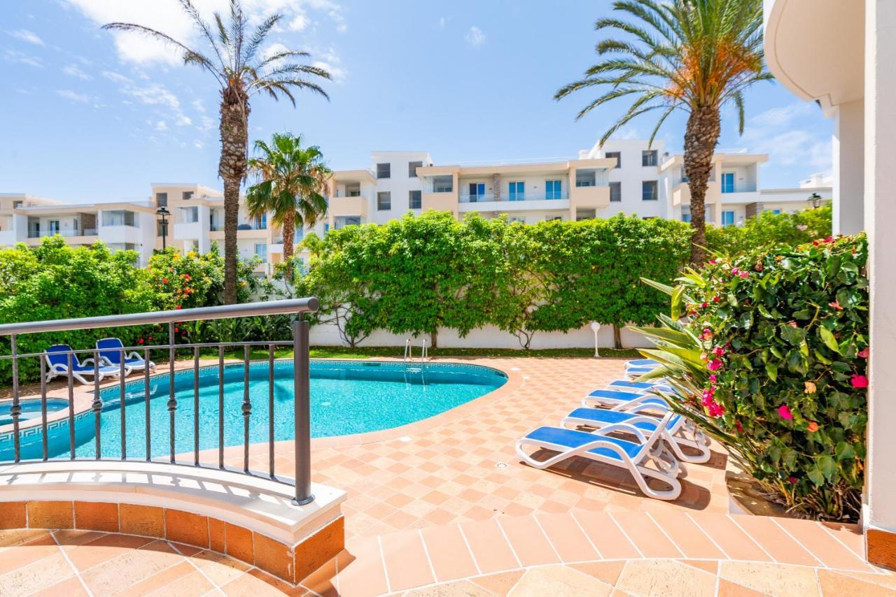 Ocean View 3 With Pool By Homing *