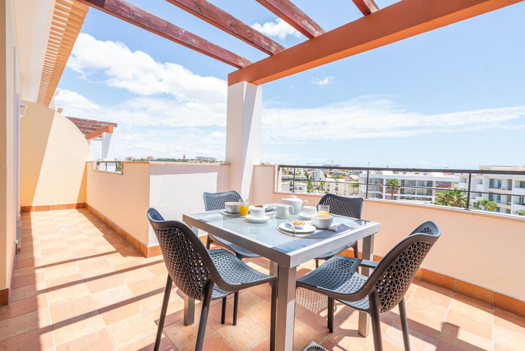Ocean View 3 With Pool By Homing Lagos