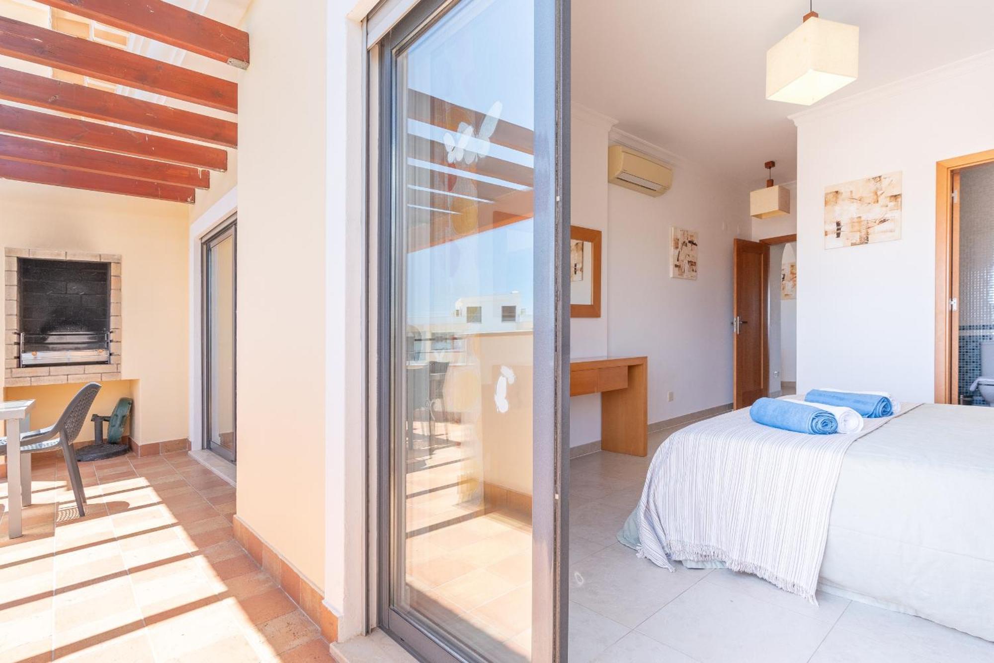 Ocean View 3 With Pool By Homing Lagos