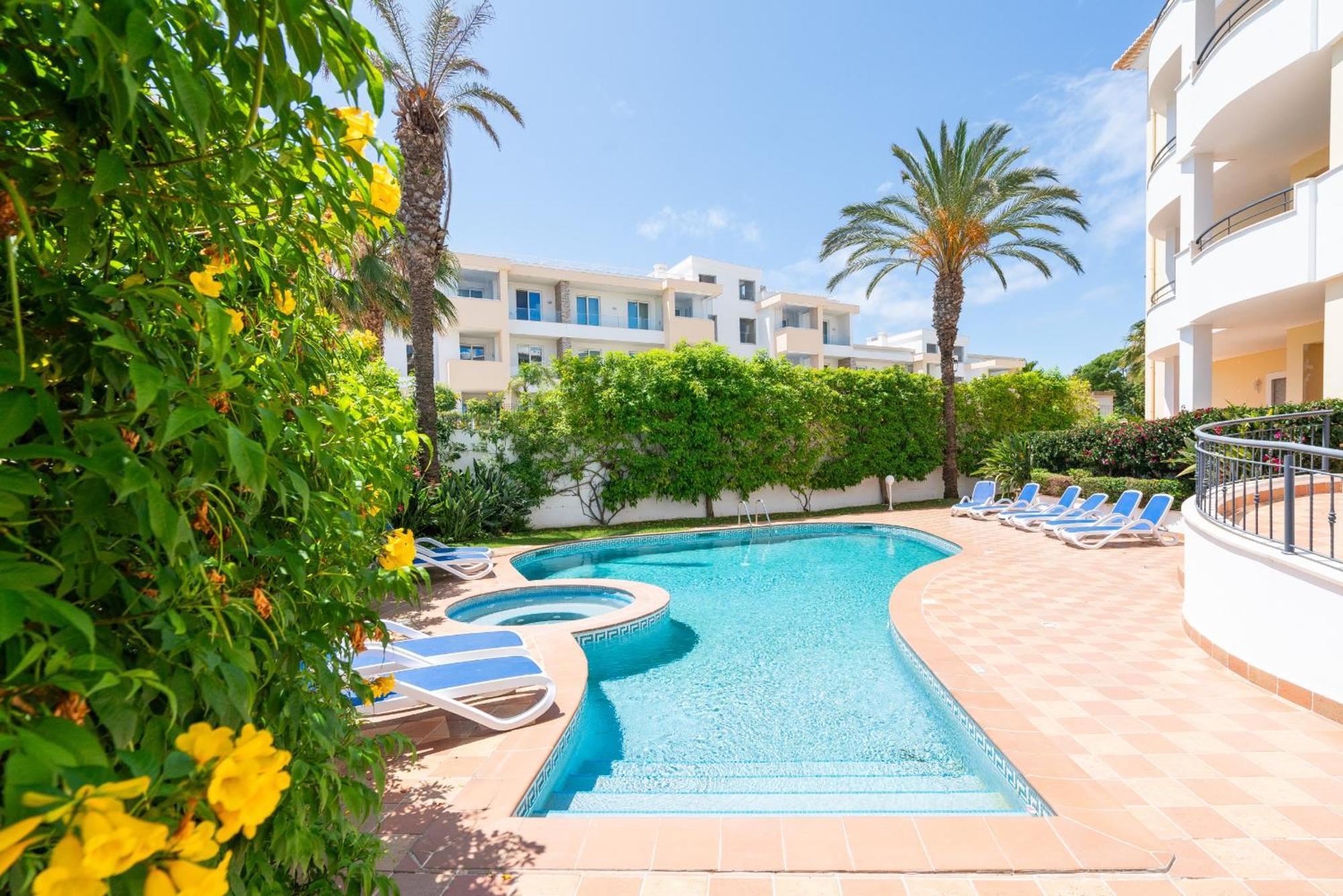 Ocean View 3 With Pool By Homing Lagos